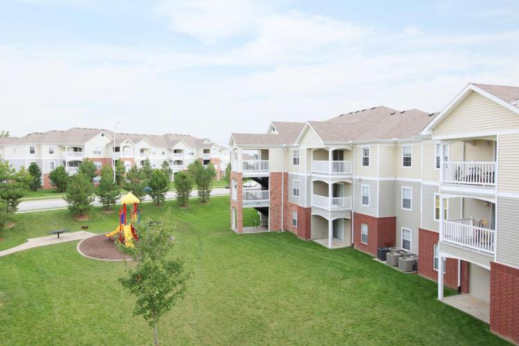 North Oak Crossing Apartments