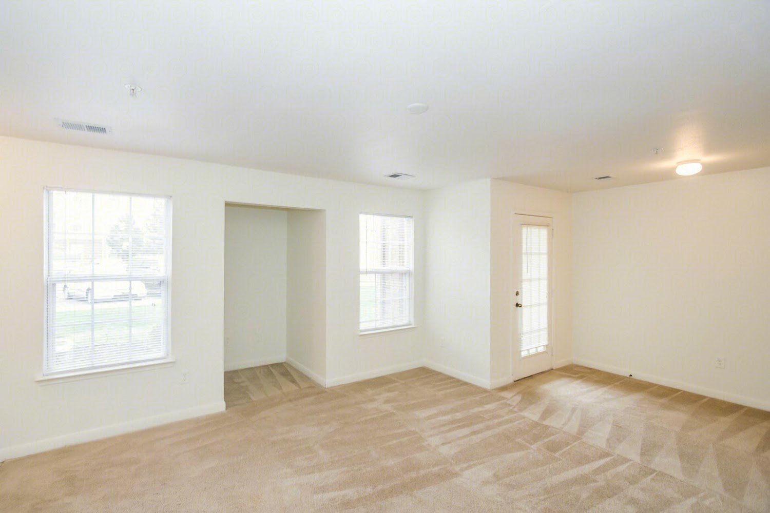 The Reserve at Lenexa Apartments