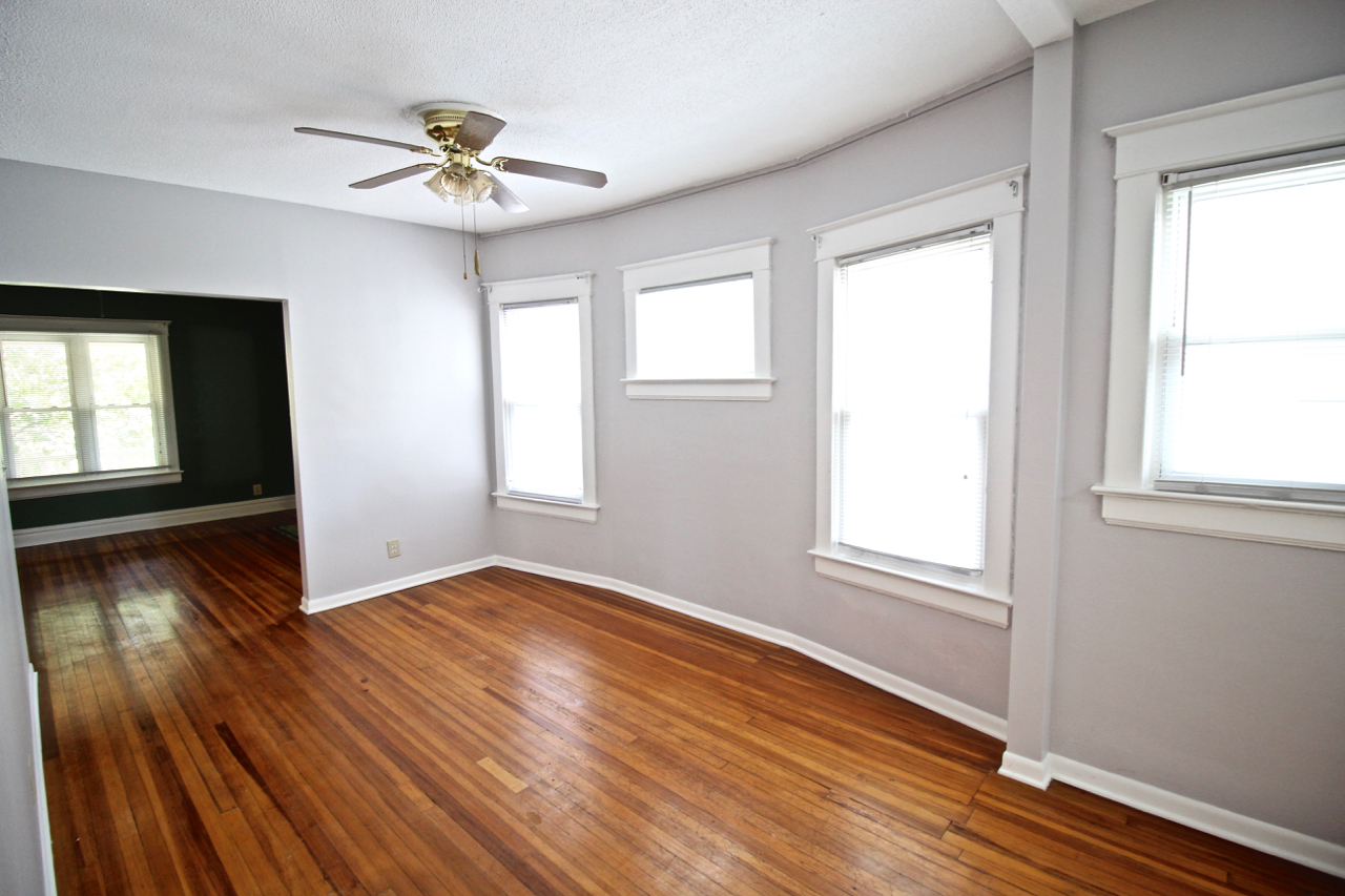 3940 3942 Roanoke Duplex