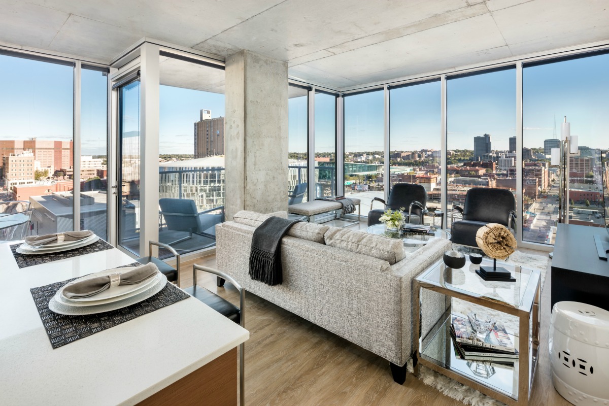 One Light Luxury Apartments Previous